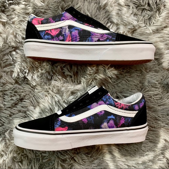 Vans Old Skool Floral Shoe - Picture 9 of 12